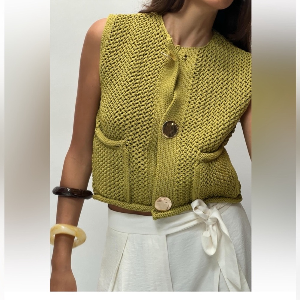 Zara Mustard Knit Sleeveless Sweater Vest